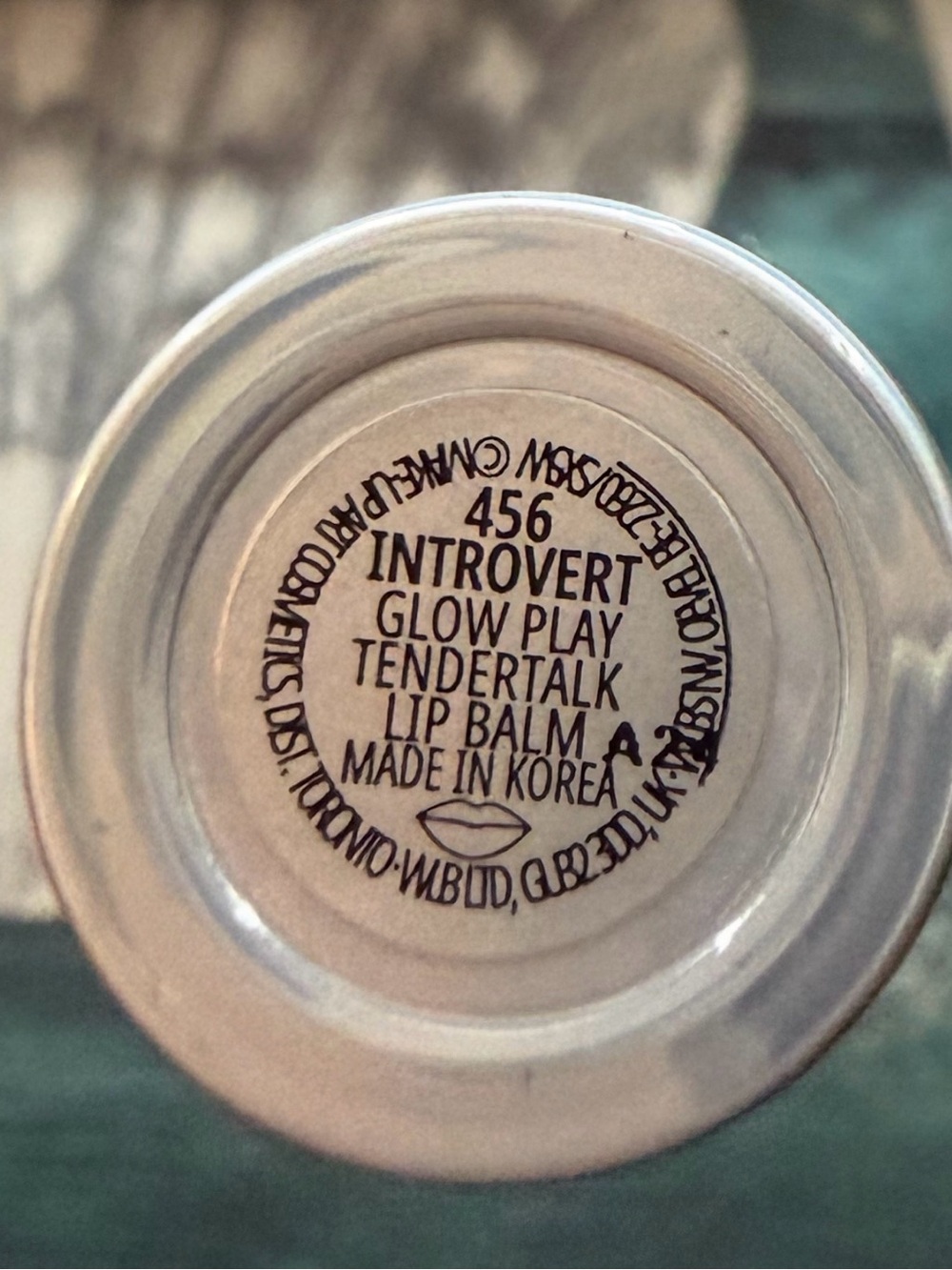MAC -Introvert -Lipstick - Picture 4 of 4